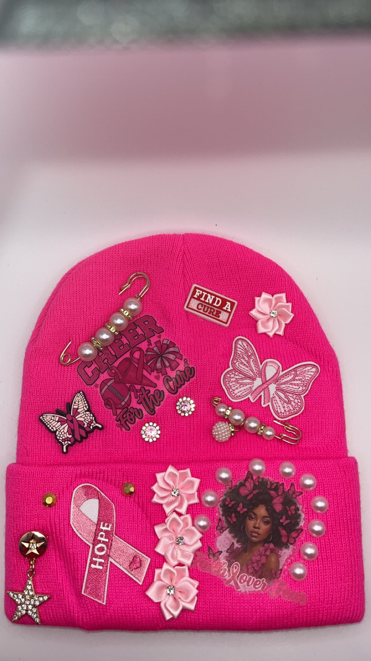 Hot pink cuffed knit beanie